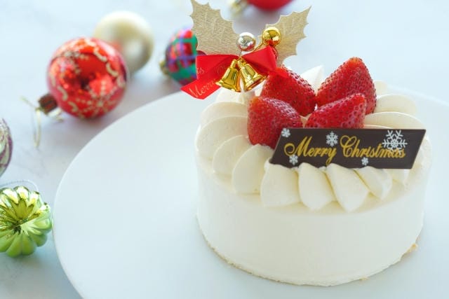 クリスマスケーキは24日と25日どっちに食べる？世間の実情や背景