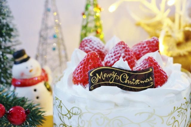 クリスマスケーキを前日に買うのはあり？事前購入向きの種類について