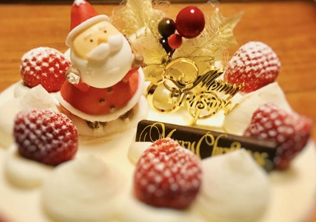 クリスマスケーキの賞味期限はどのくらい？種類別の目安と保存方法