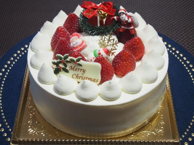 クリスマスケーキの冷凍はまずい？失敗しない解凍方法や選び方